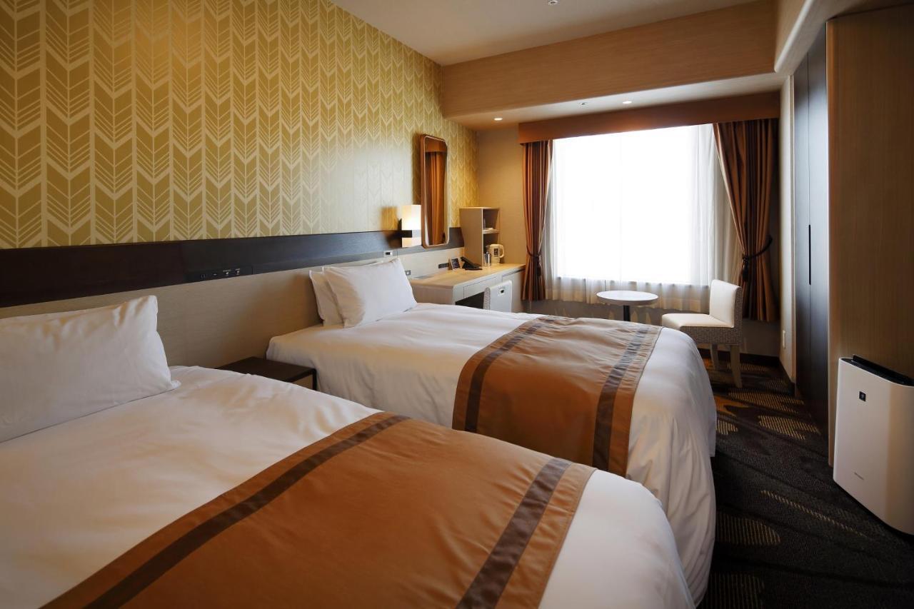 Hotel Monterey Himeji Bagian luar foto