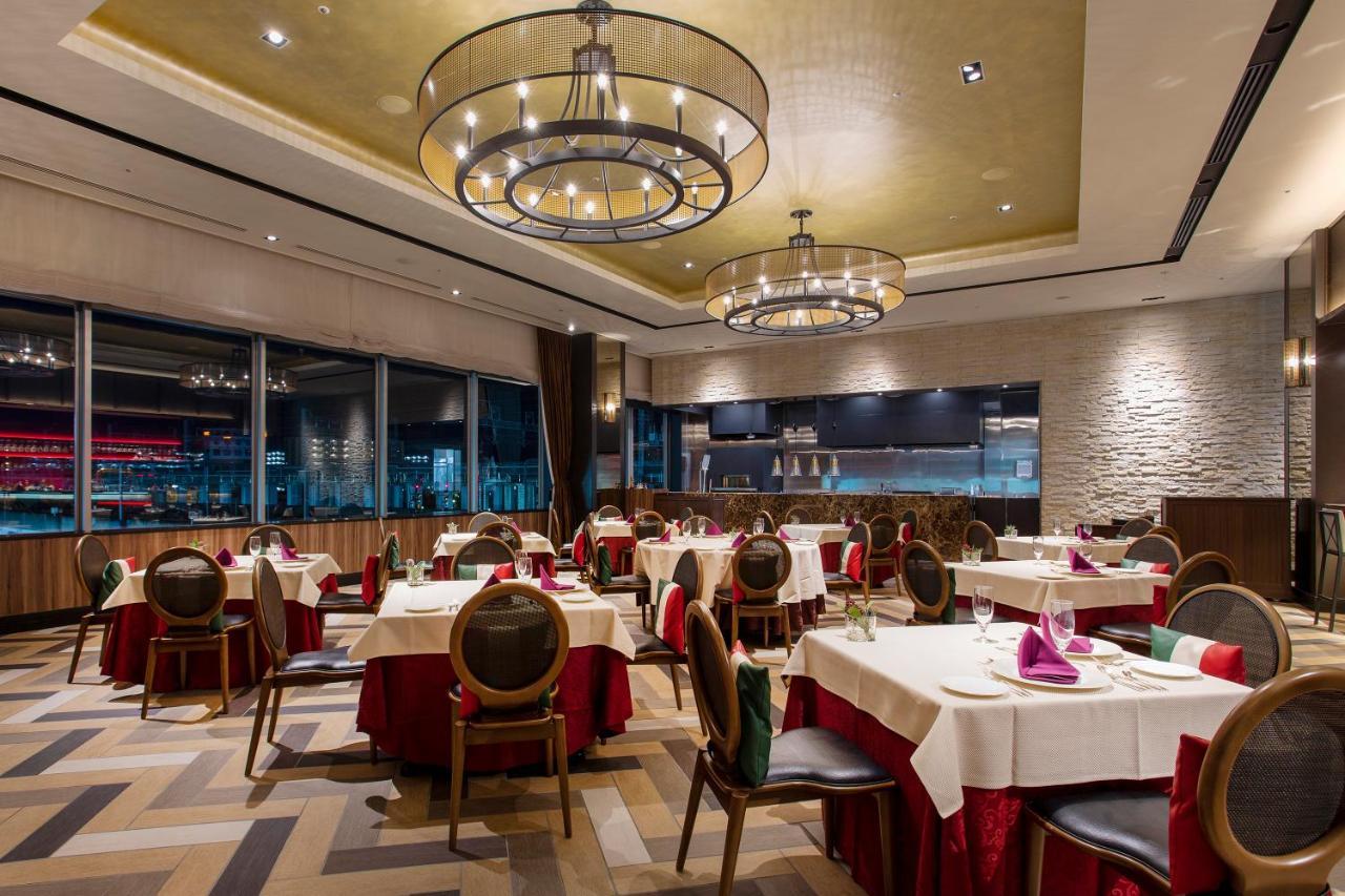 Hotel Monterey Himeji Bagian luar foto