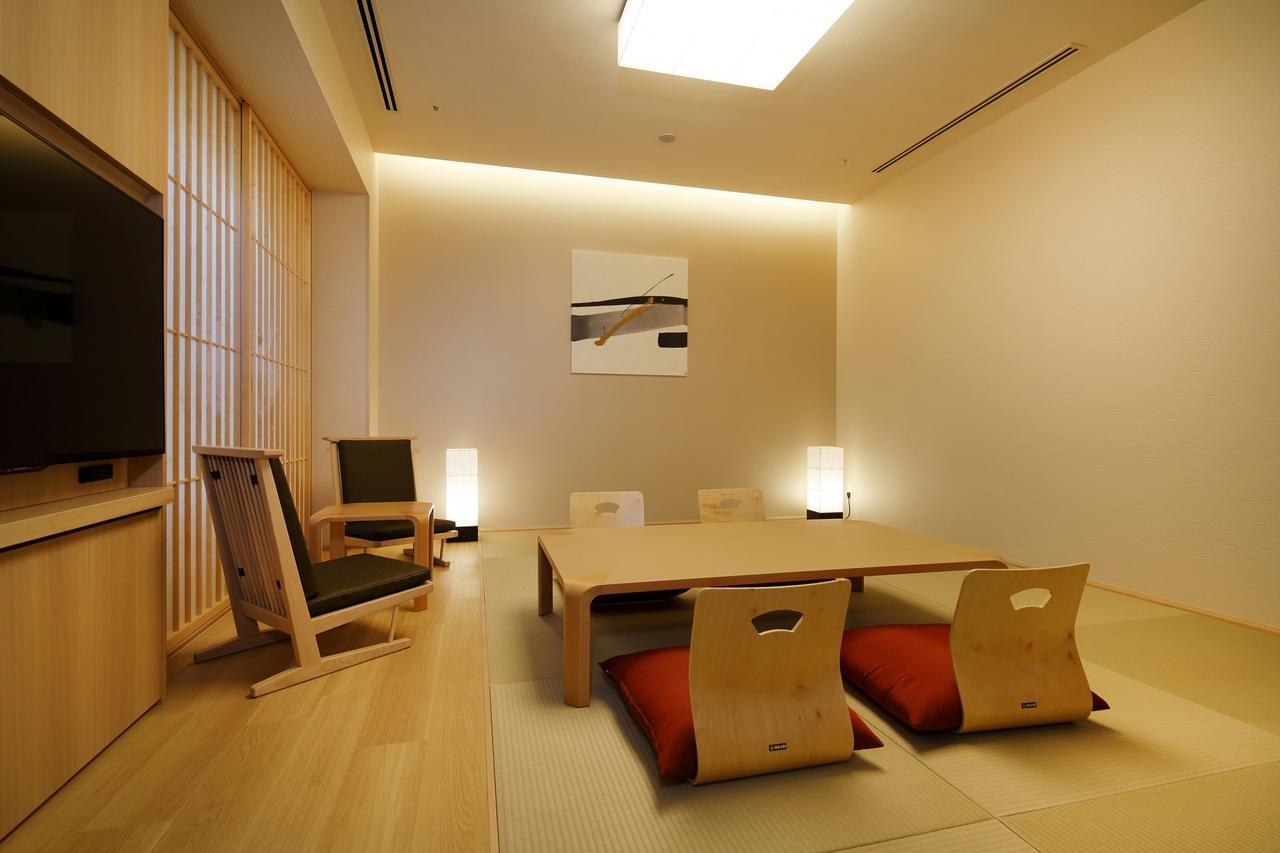 Hotel Monterey Himeji Bagian luar foto