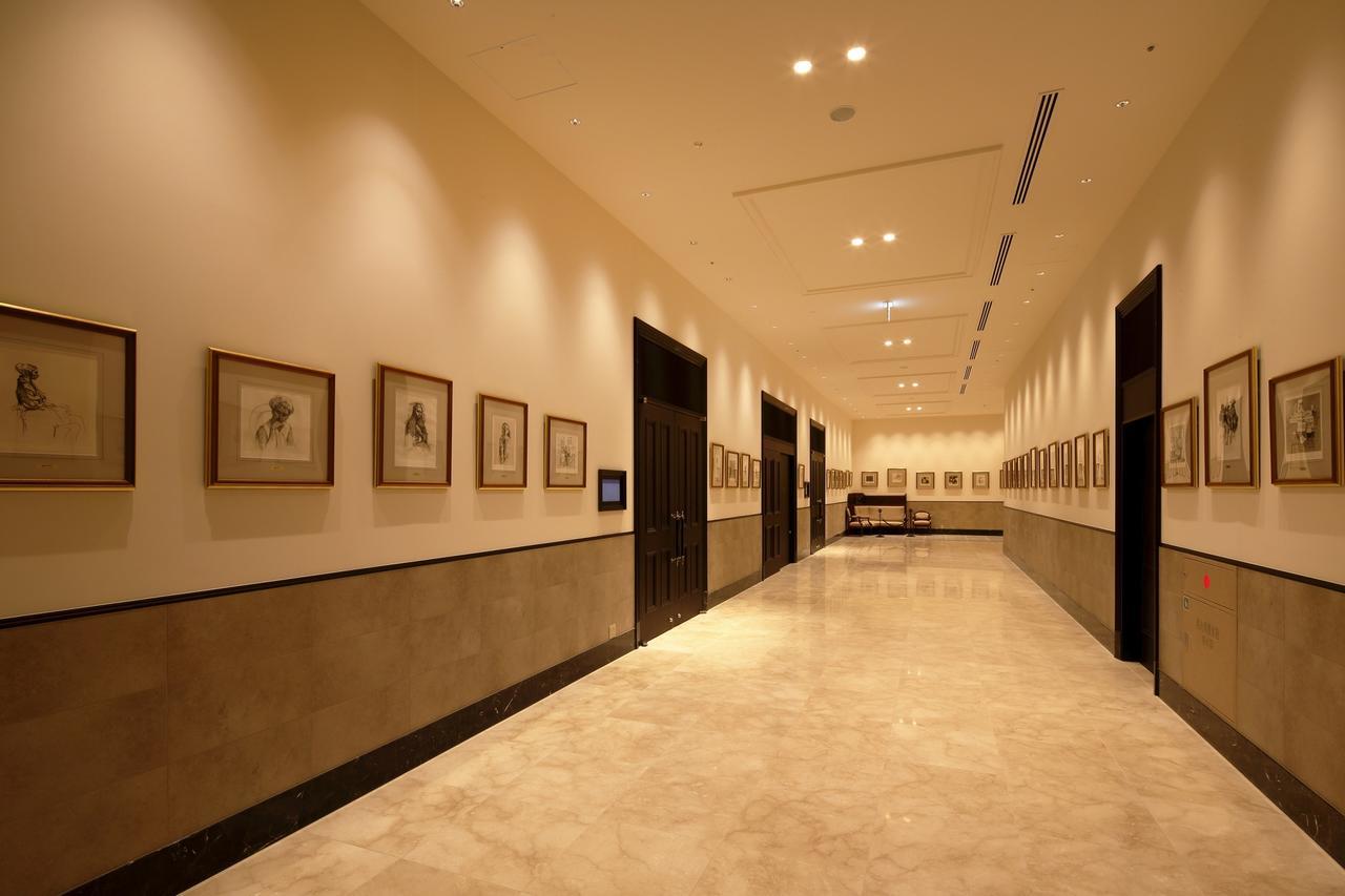 Hotel Monterey Himeji Bagian luar foto
